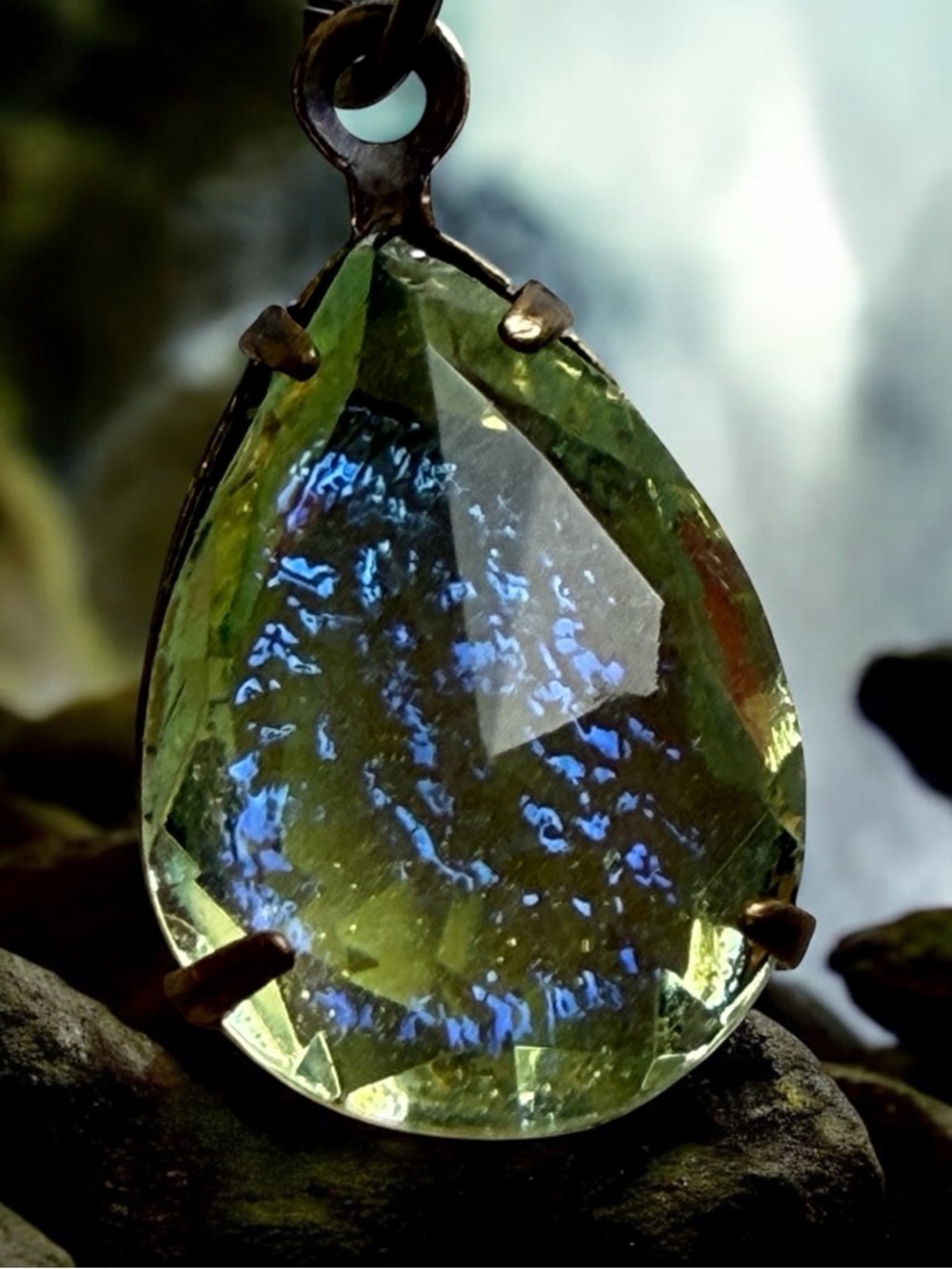 Rare Antique Green Dragon’s Breath Glass Pendant Necklace